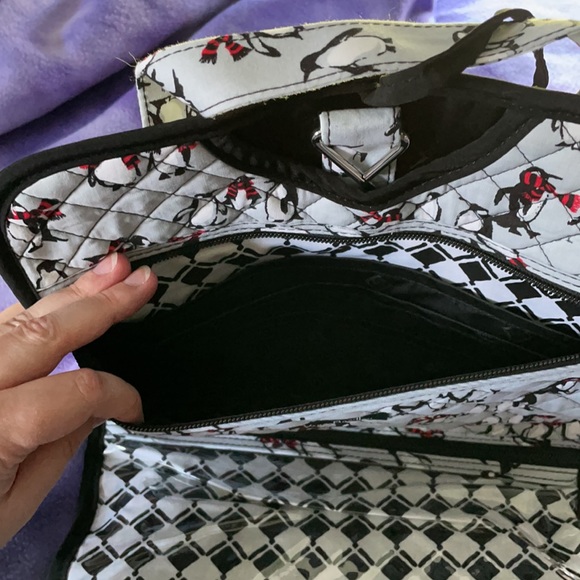 Vera Bradley Penguin (Retired) Hanging Organizer - Picture 5 of 10